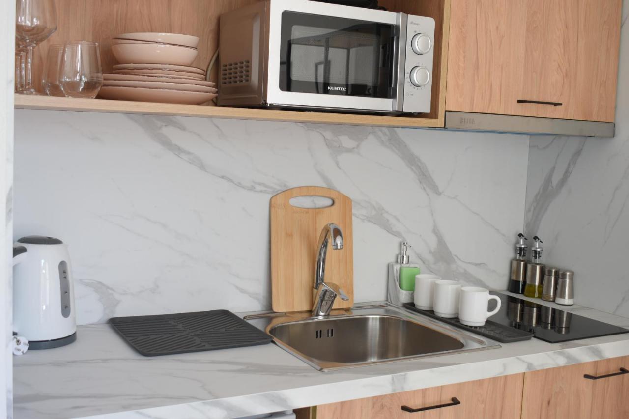 Feels Like Home Studio Apartments - Flh Albania Тирана Экстерьер фото