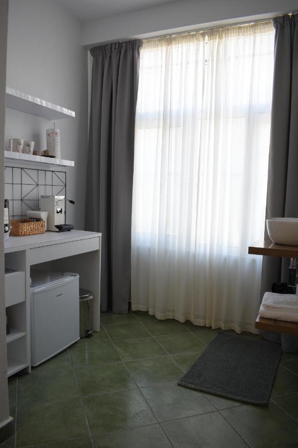 Feels Like Home Studio Apartments - Flh Albania Тирана Экстерьер фото